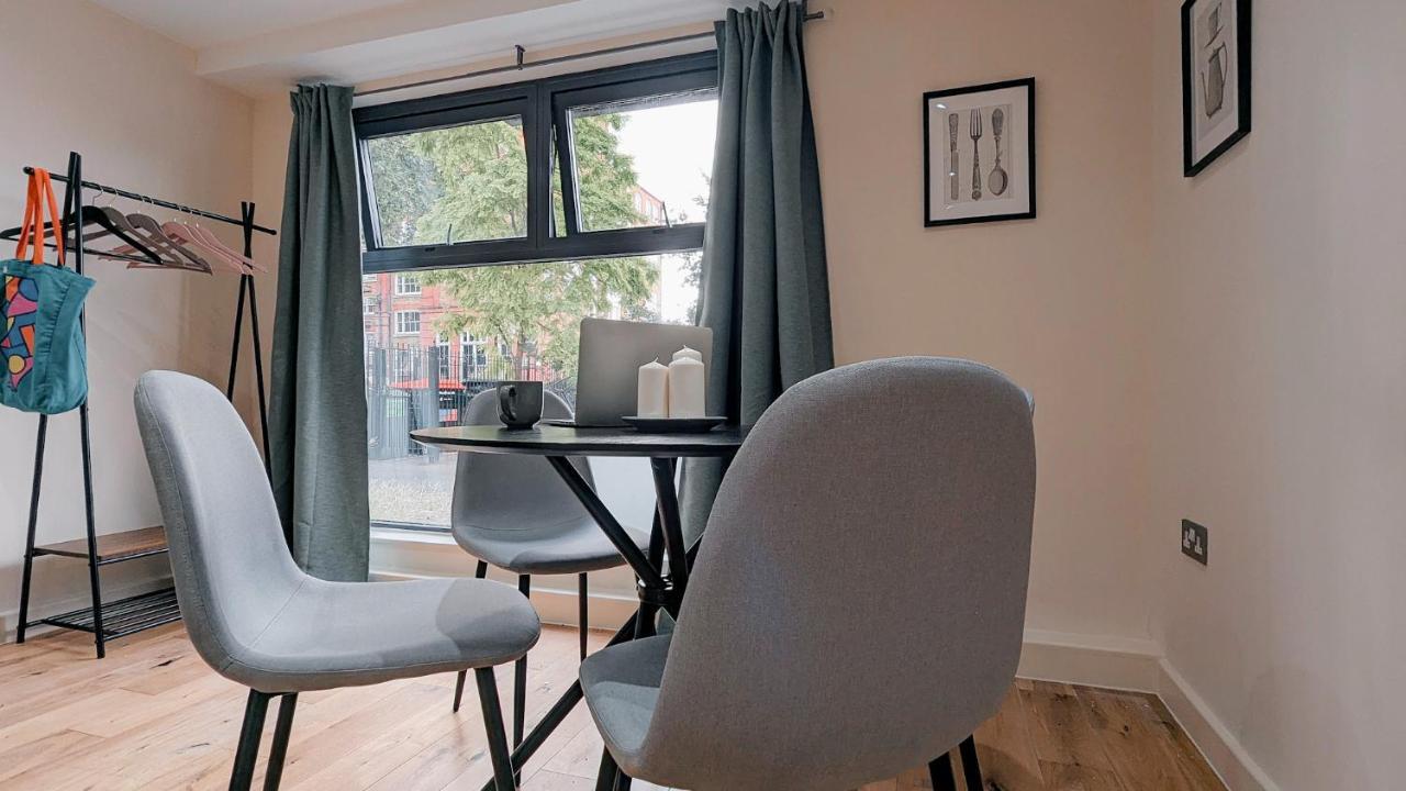 Spacious Apartment In Trendy Hackney London Bagian luar foto