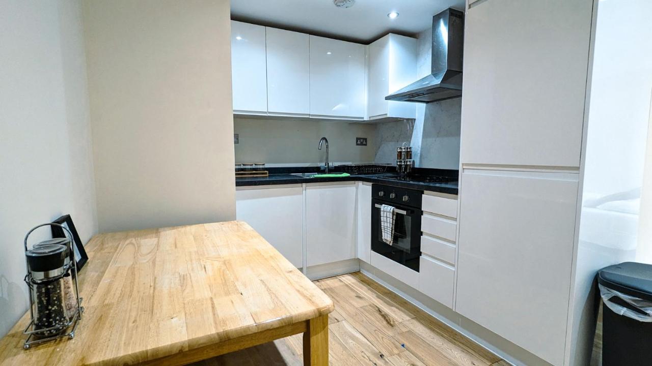 Spacious Apartment In Trendy Hackney London Bagian luar foto