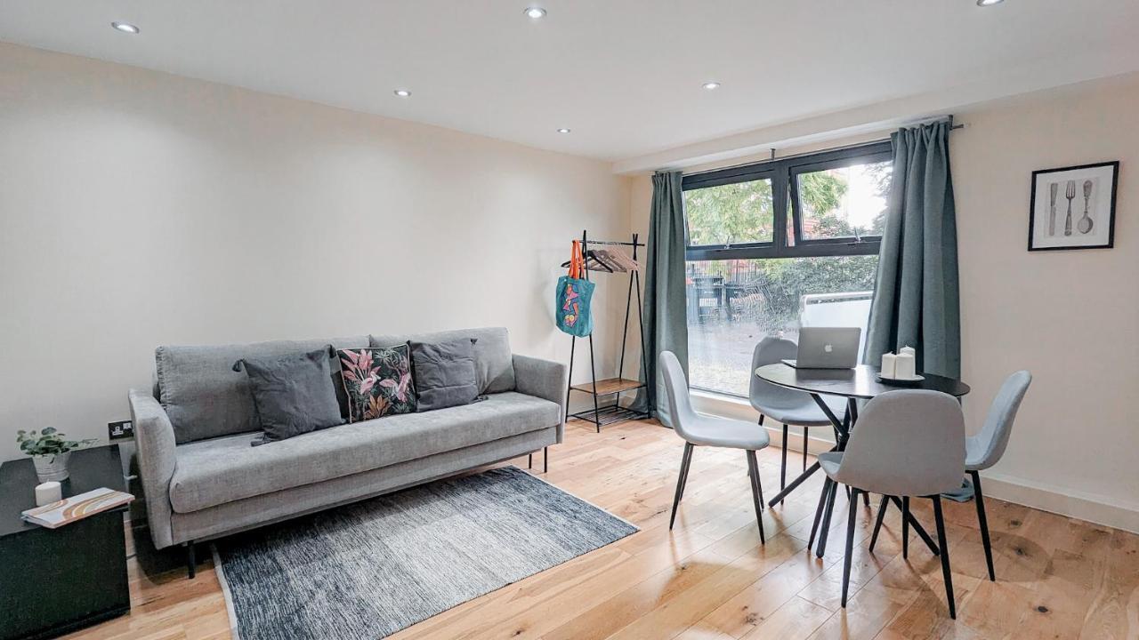 Spacious Apartment In Trendy Hackney London Bagian luar foto